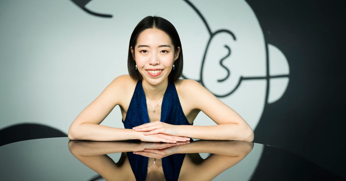 Elizabeth Goh — The little blue notebook