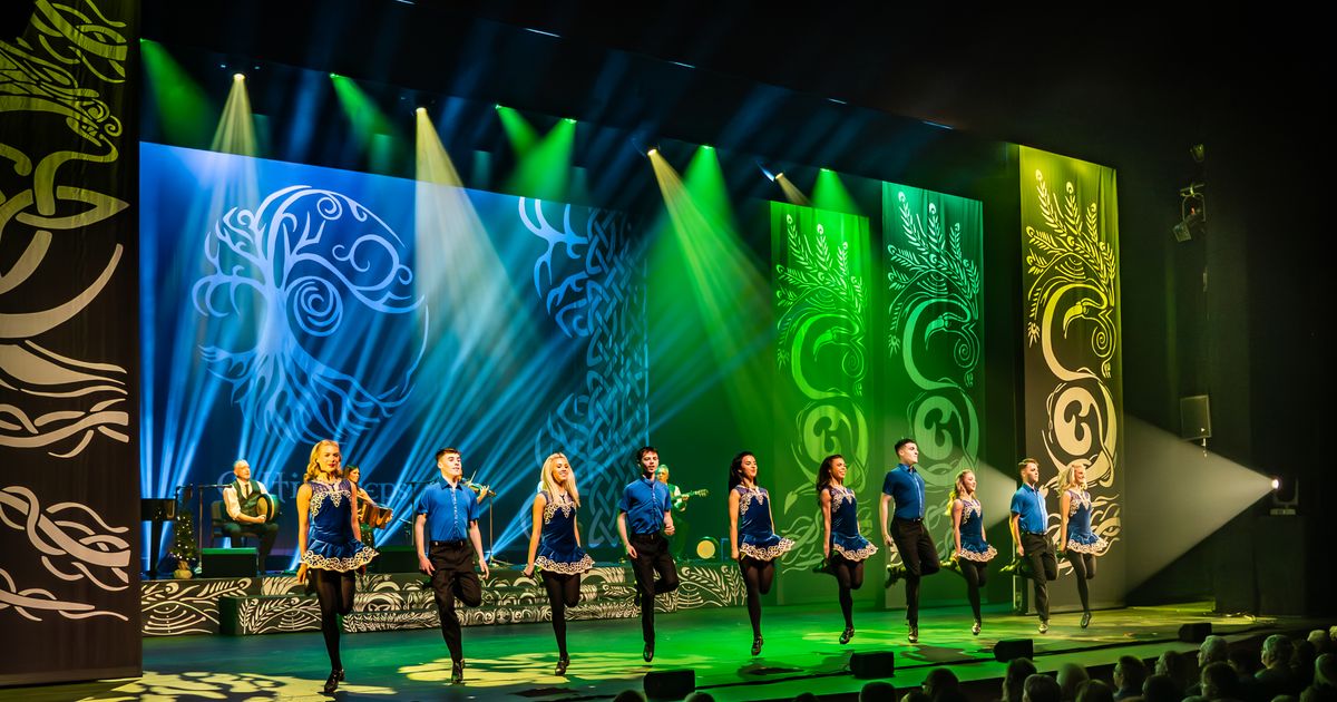 An Irish Christmas — Celtic Steps