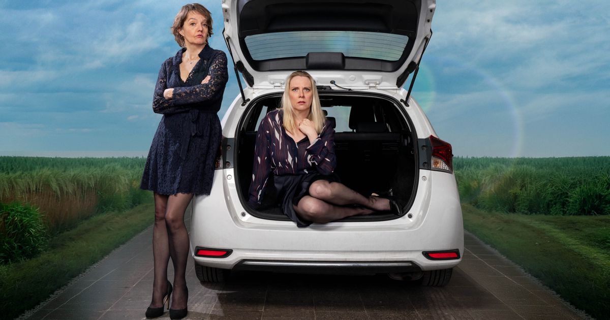LIFT — komedie met Jelka van Houten & Sanne Wallis de Vries